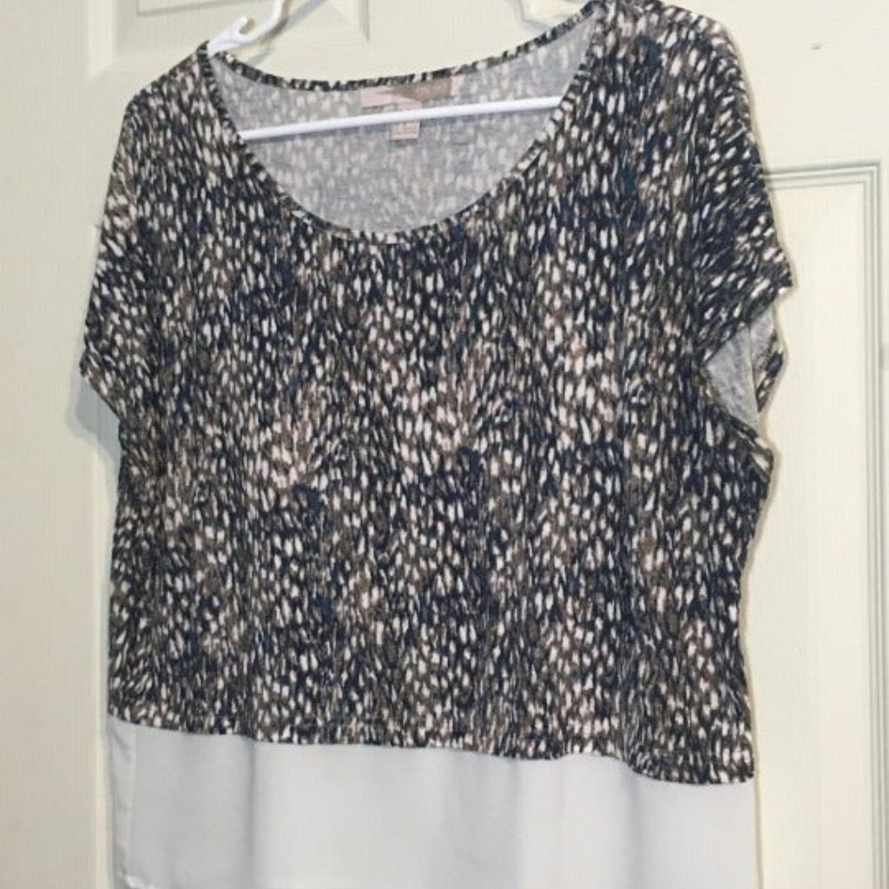 👀🦄 F21 Lavender Blouse - Picture 2 of 4